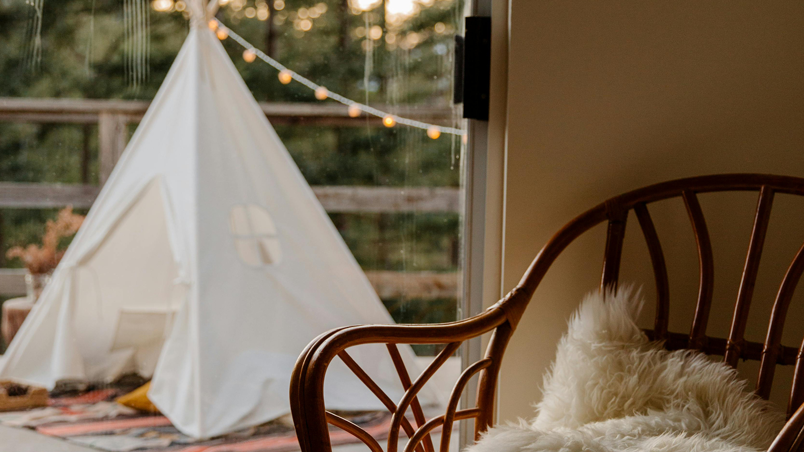 Child tent and lights